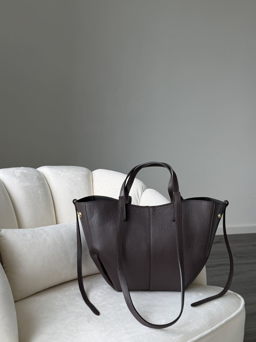 LAURA Chocolate Leather Bag Shopper Medium
