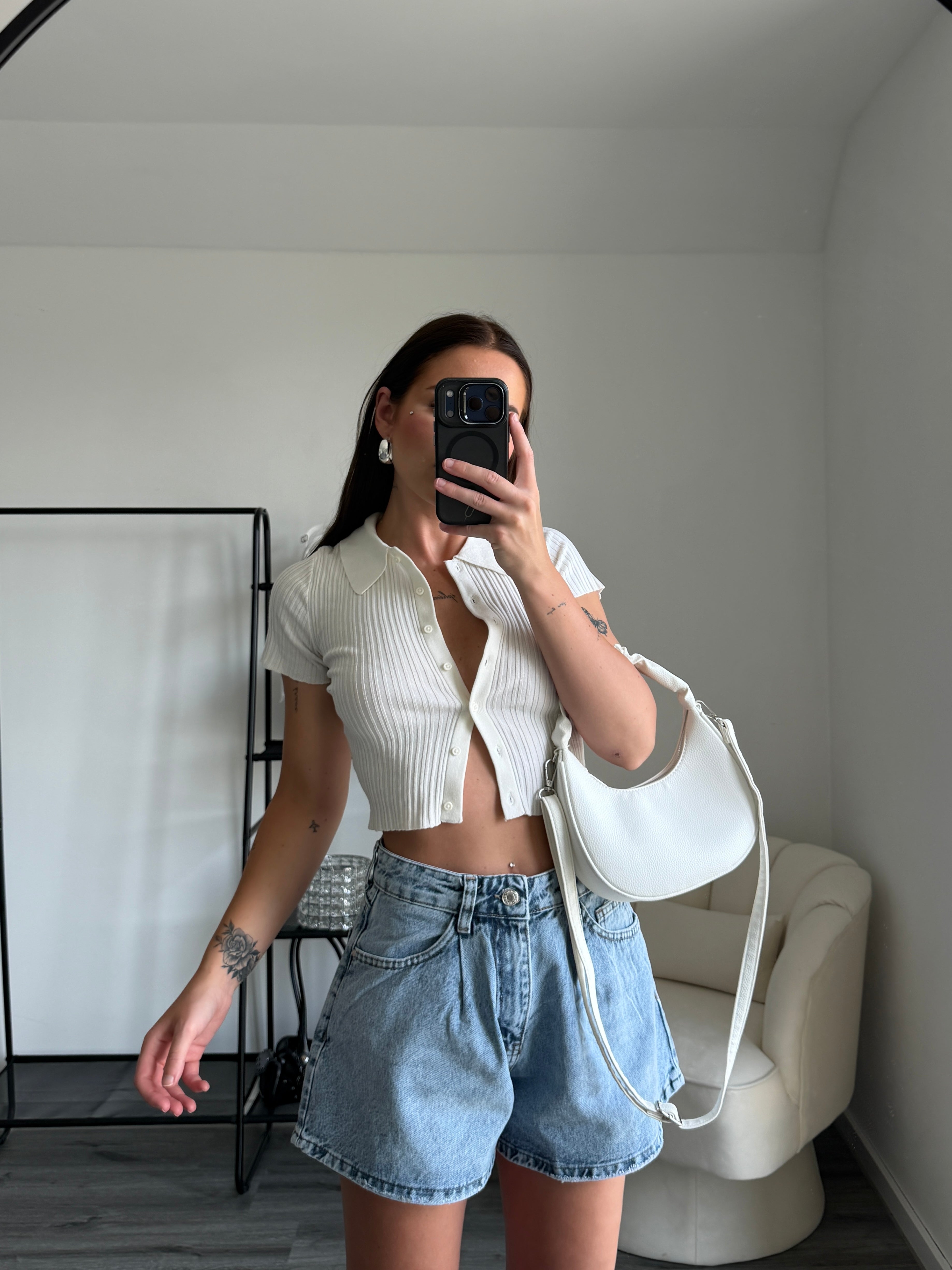 HANDS OFF Jeans Shorts