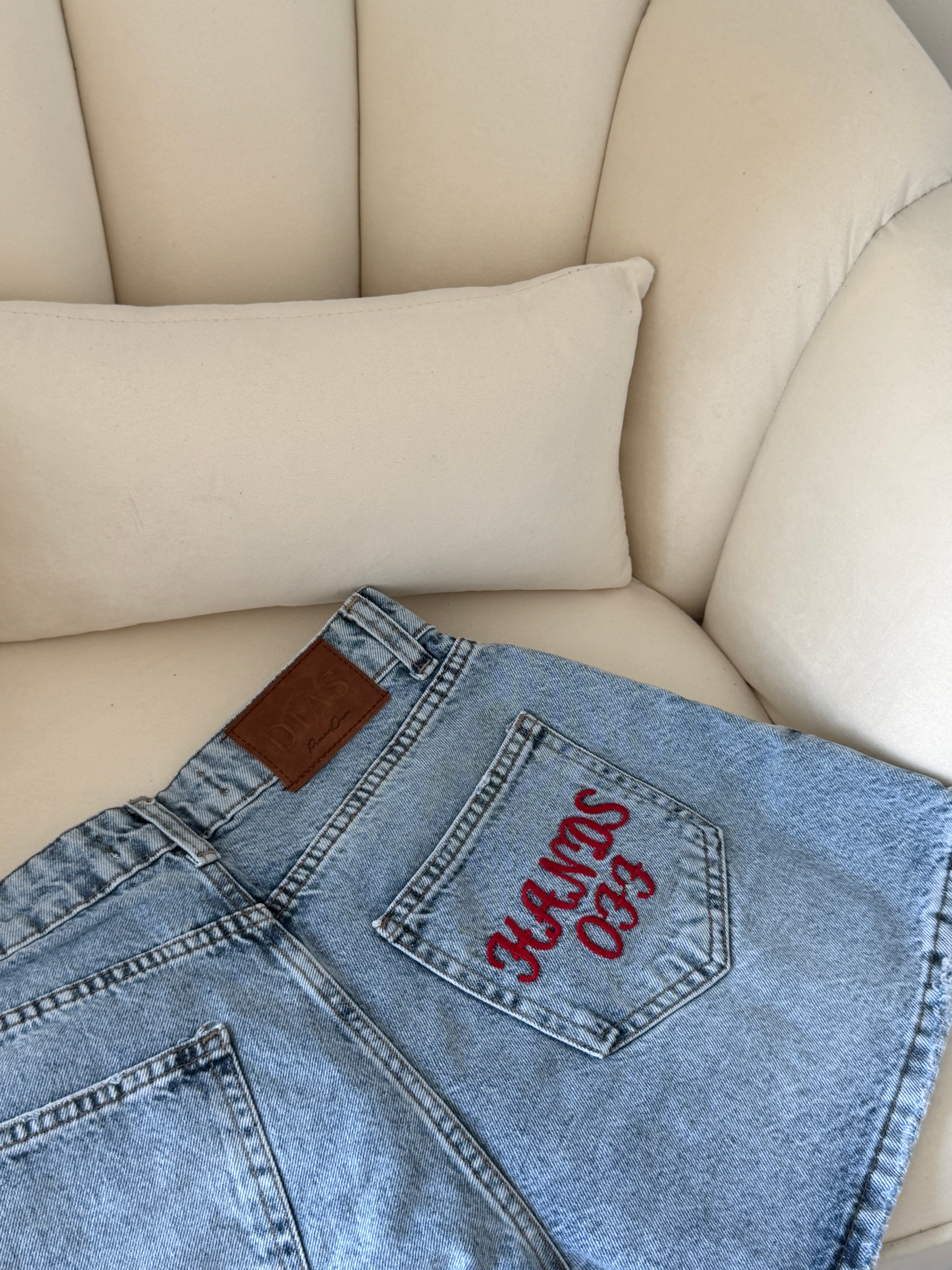 HANDS OFF Jeans Shorts