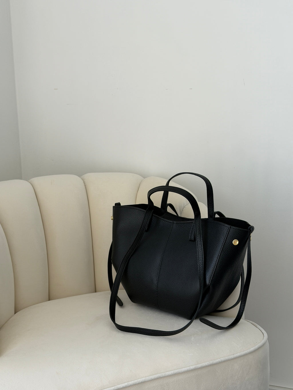 LAURA Black Leather Bag Shopper Medium