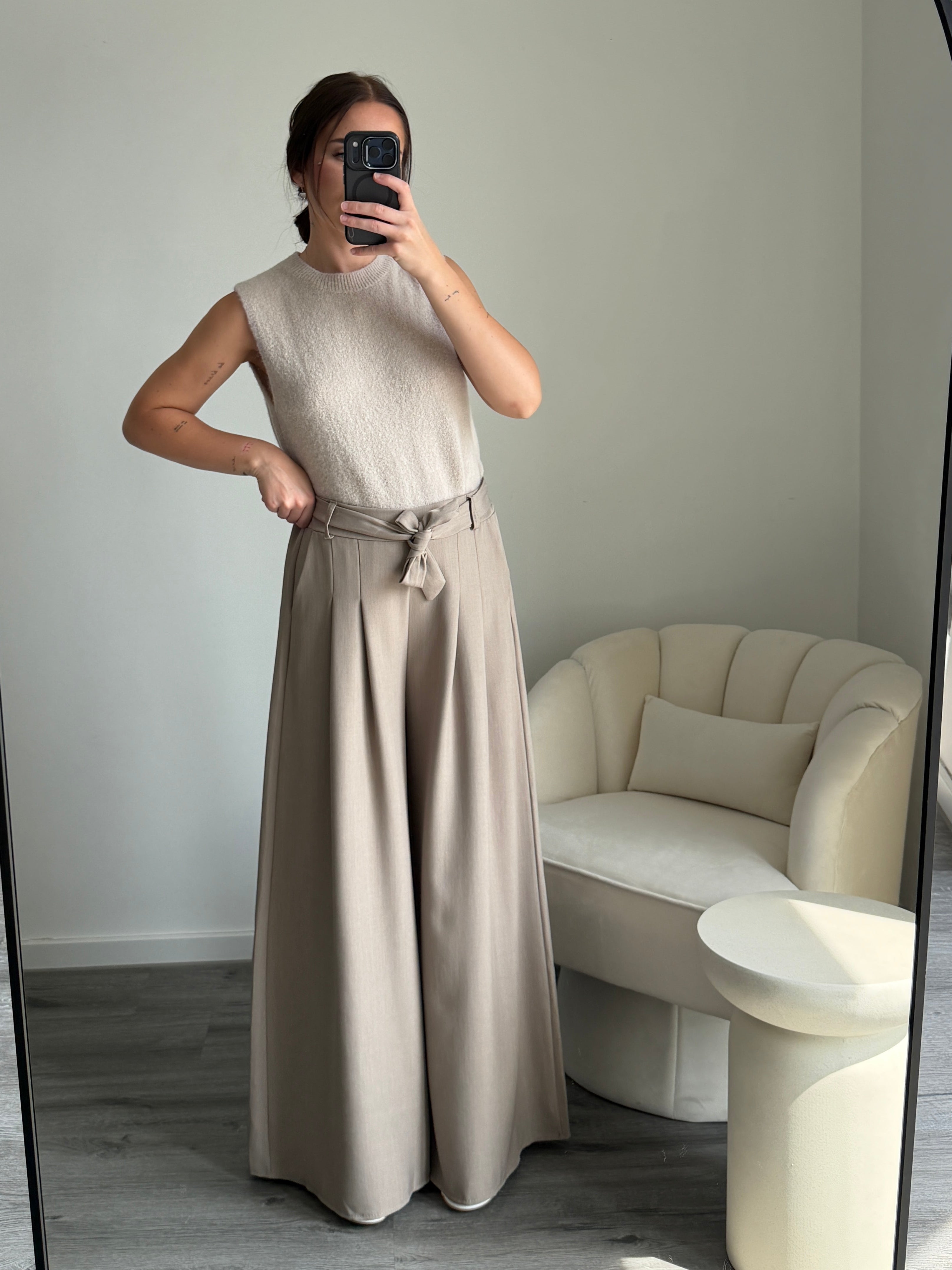 ALICE Beige Sweater