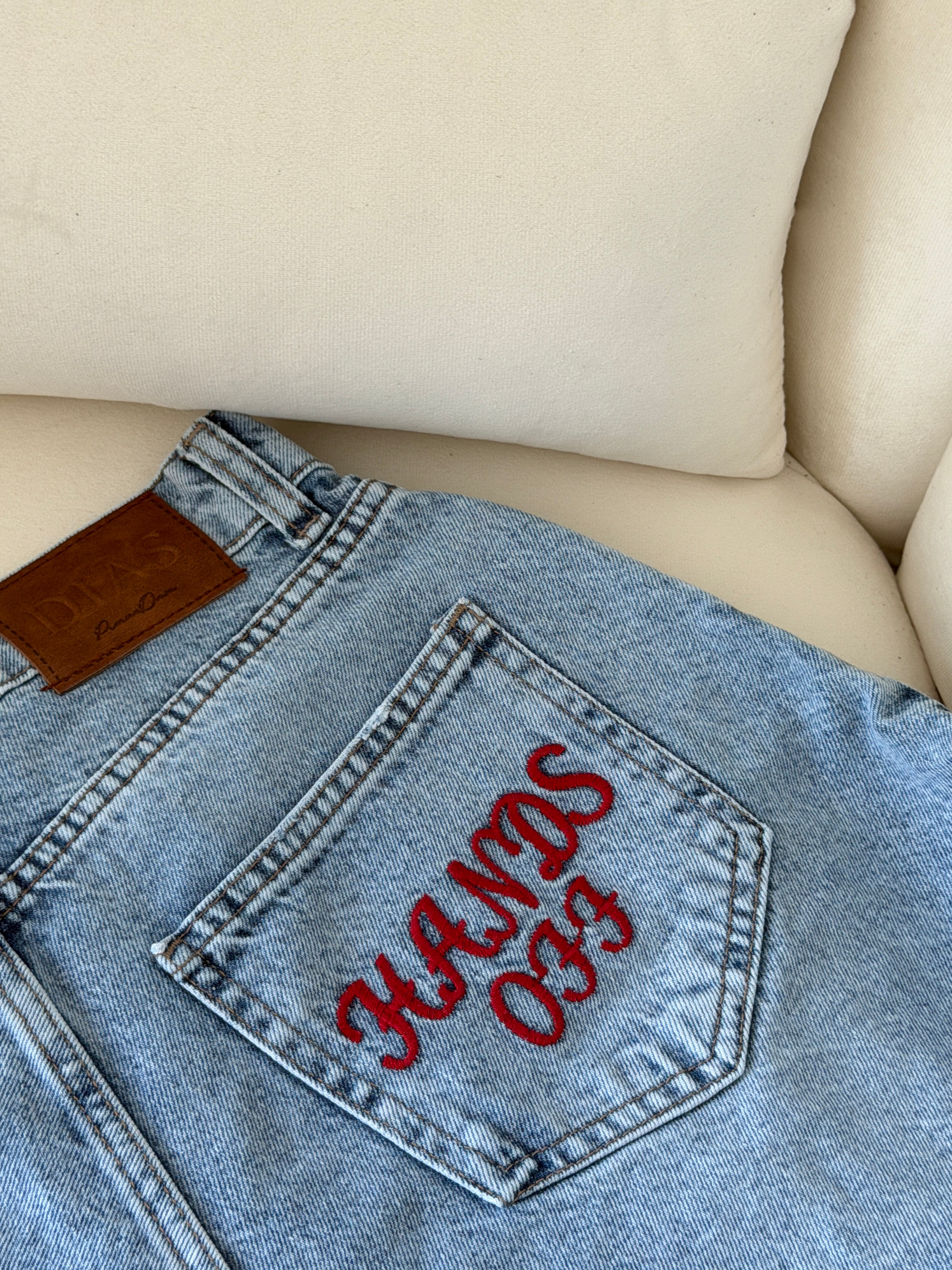 HANDS OFF Jeans Shorts