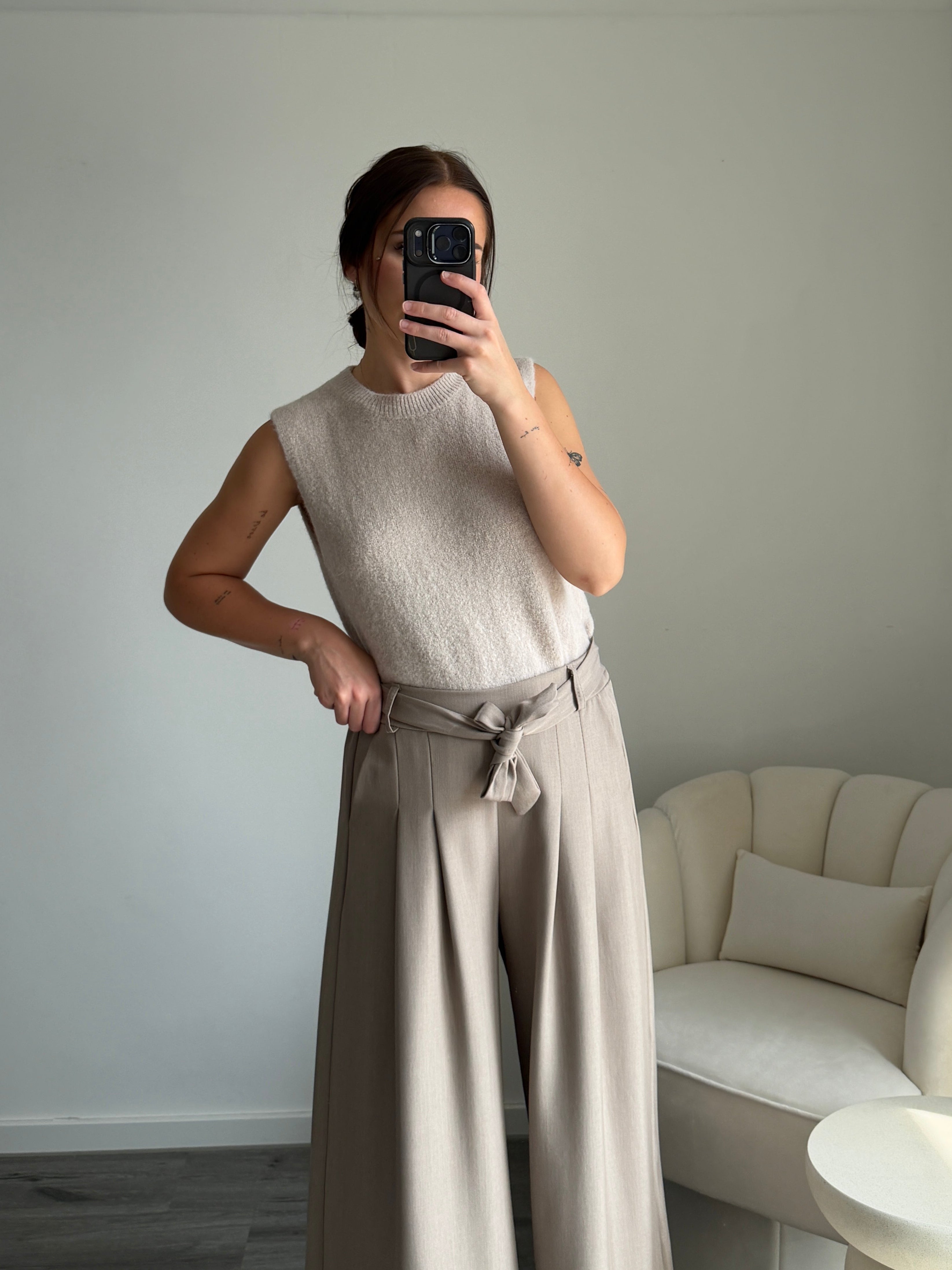 ALICE Beige Sweater