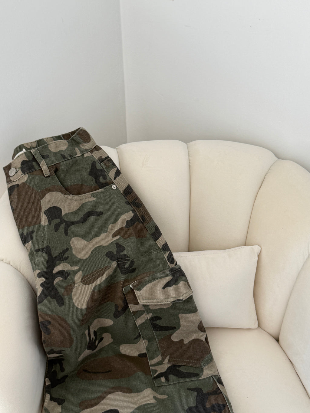 VIKA Military Jeans