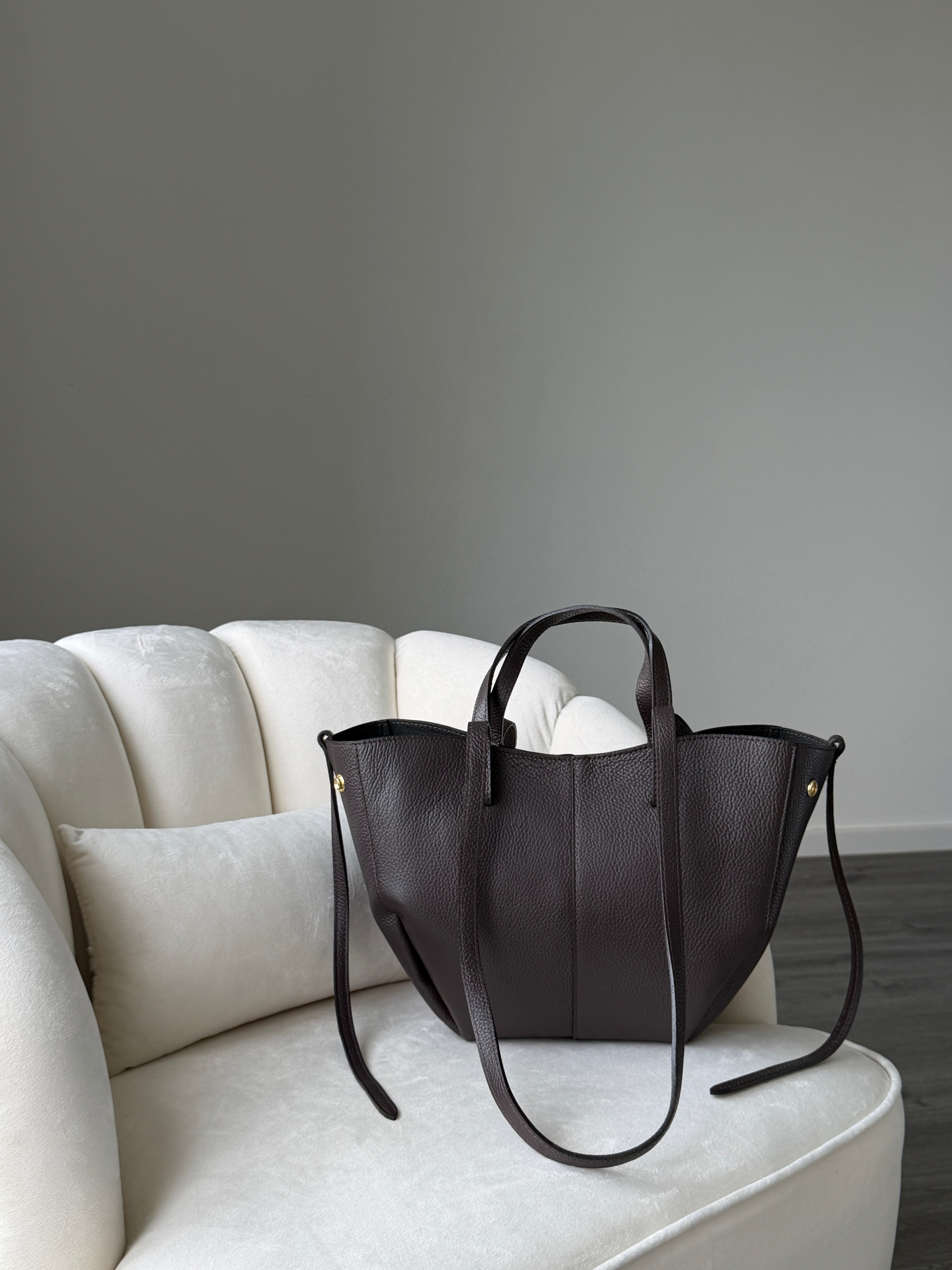 LAURA Chocolate Leather Bag Shopper Medium