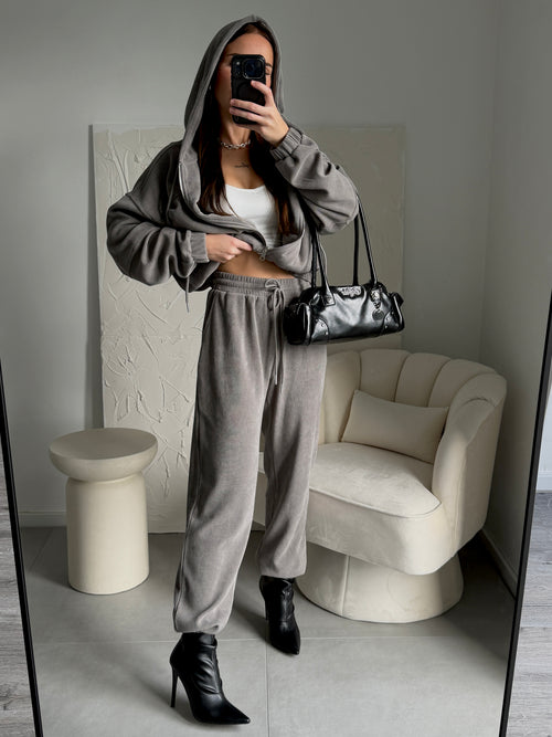 ARIANA Gray Set