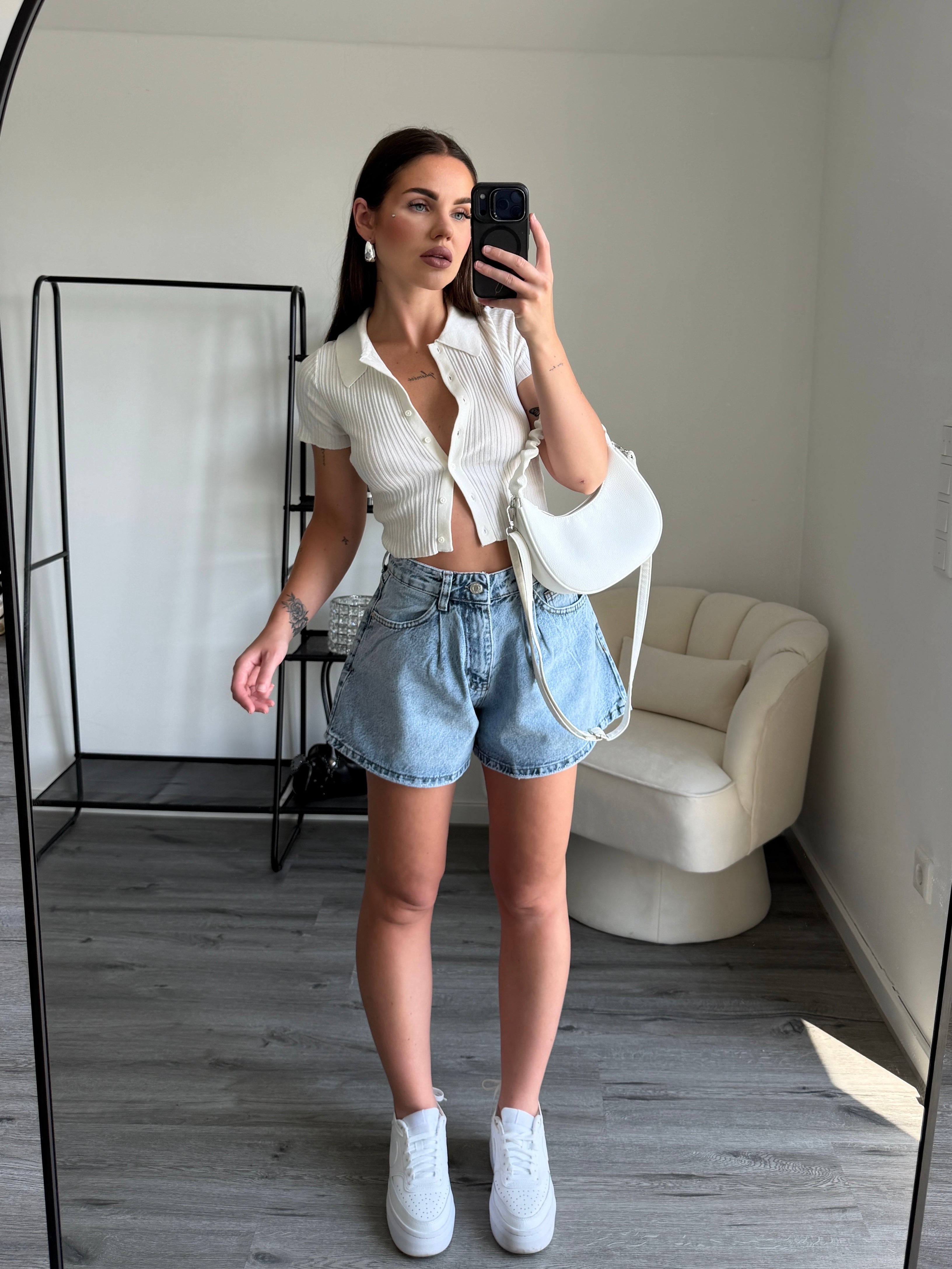 HANDS OFF Jeans Shorts