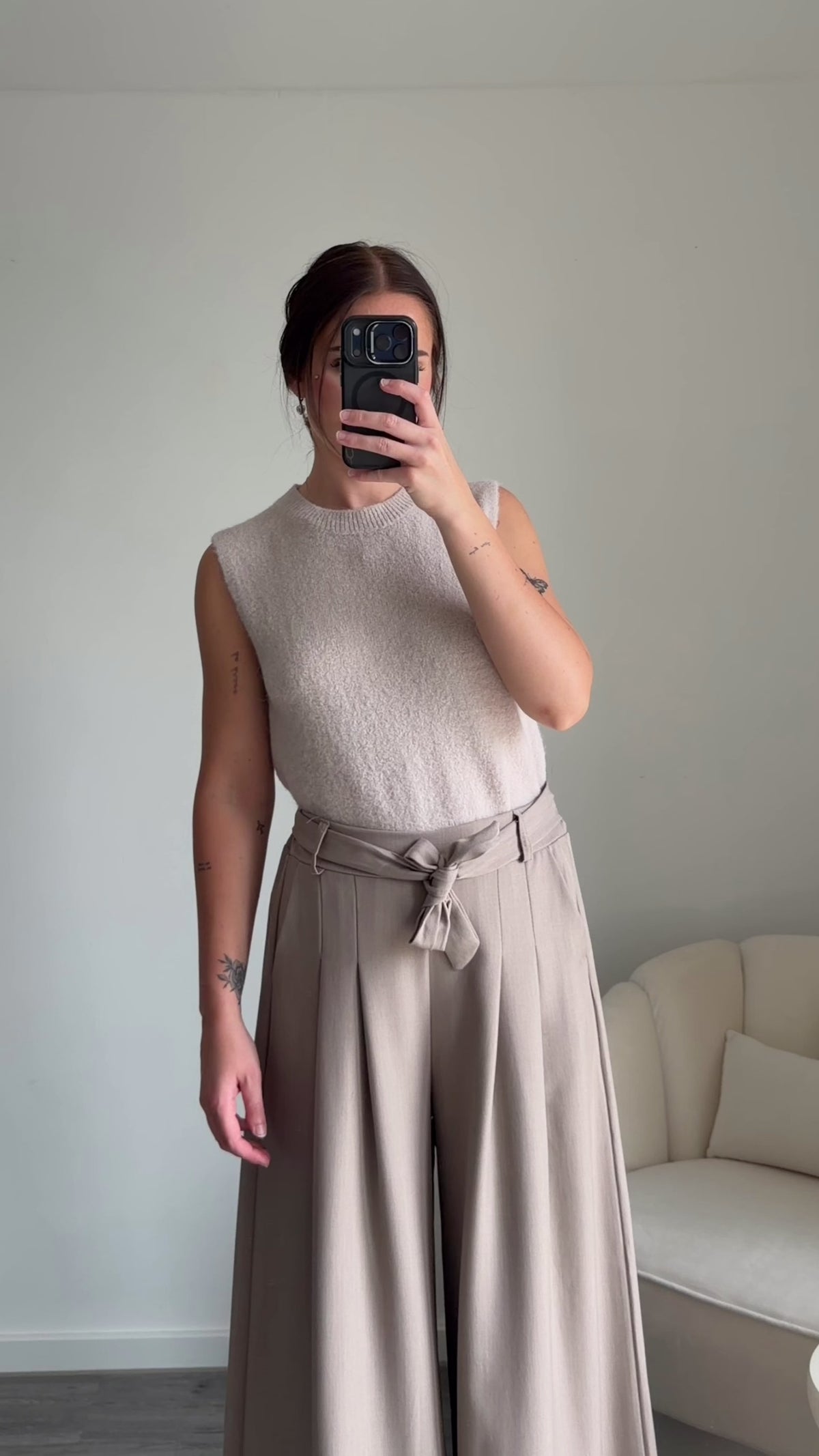 ALICE Beige Sweater