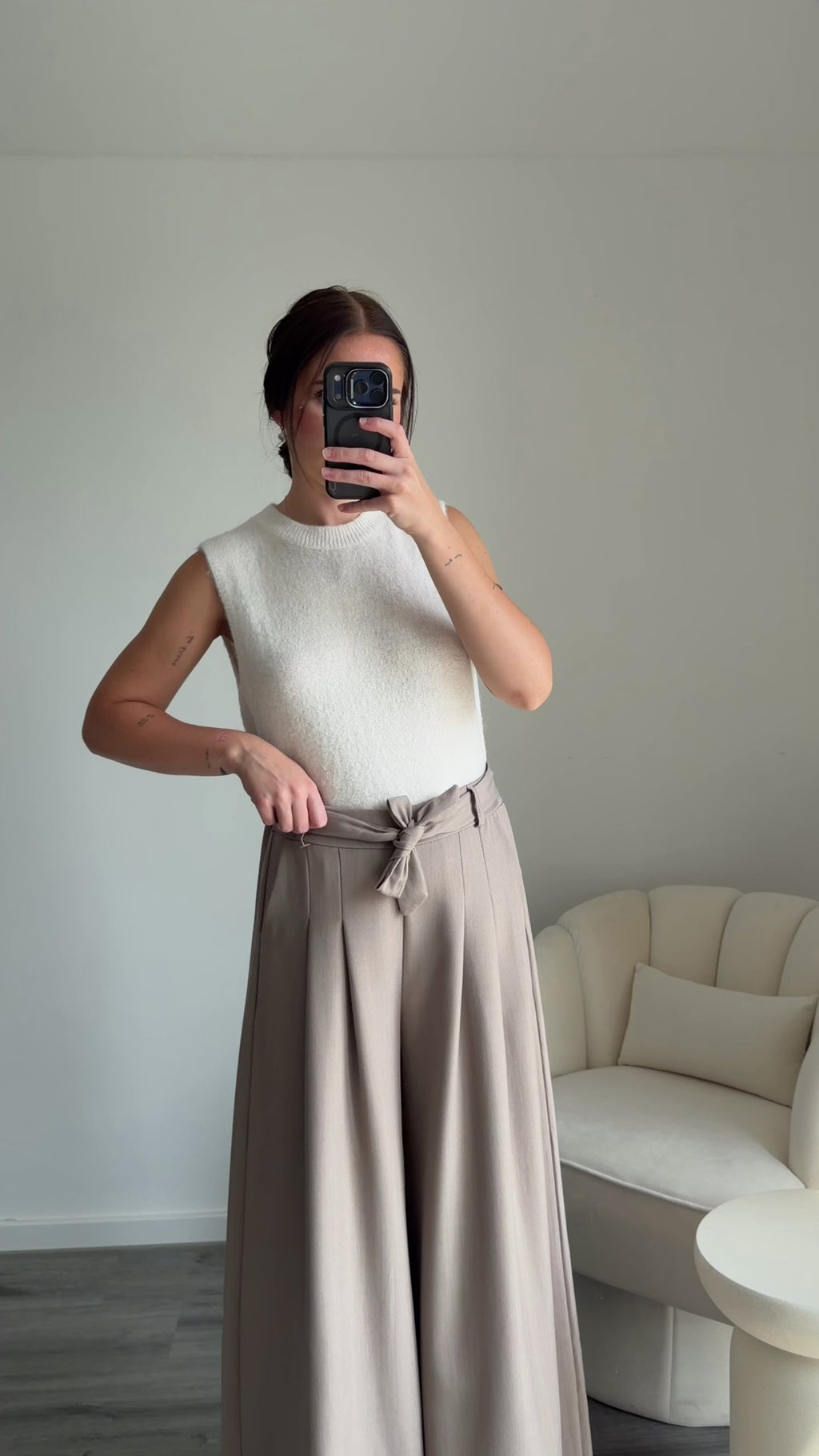 ALICE White Sweater